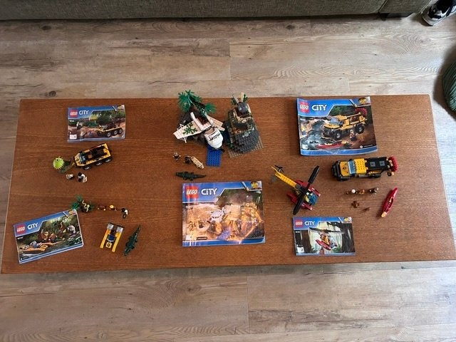 Lego City - Jungle onderzoekslocatie 60161+ 60157, City, Lego, Ophalen of Verzenden, Zo goed als nieuw