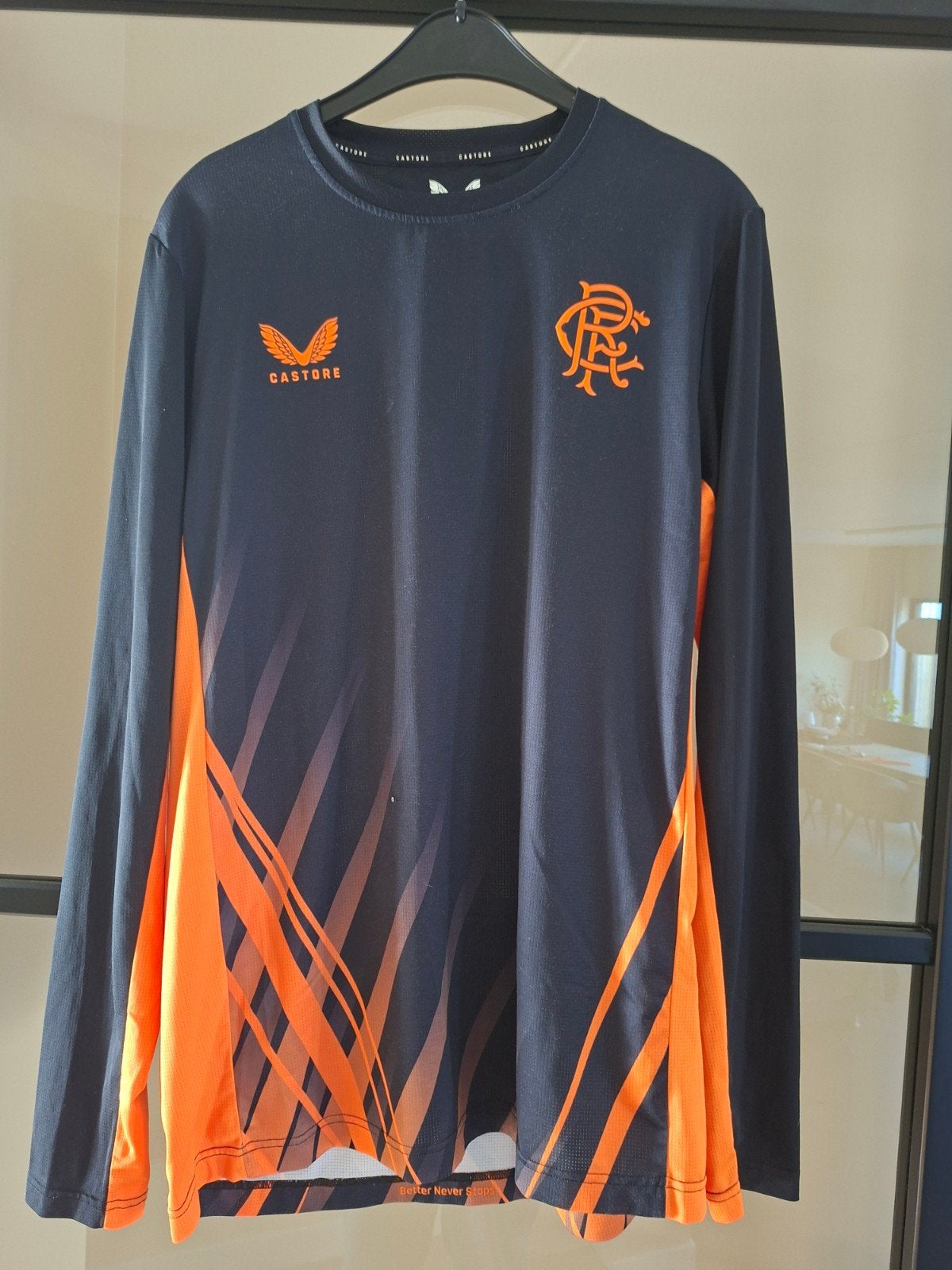 Castore Rangers Training Shirt Maat M, Ophalen of Verzenden, Zo goed als nieuw, Voetbal, Maat 48/50 (M)