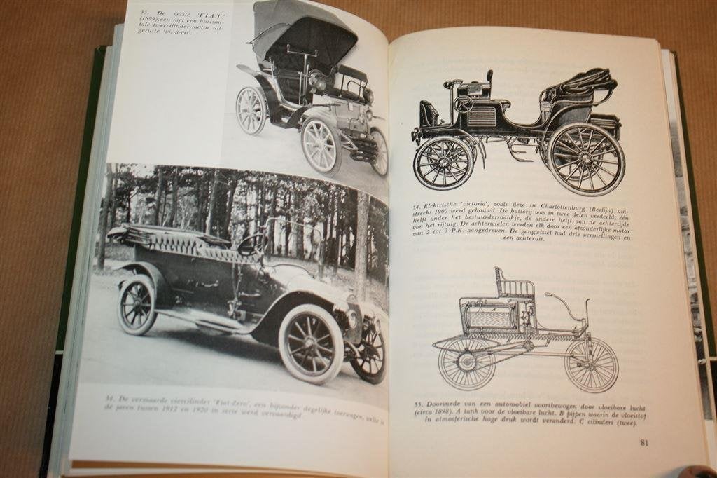 Oude auto\'s en hun makers - J. Bouman, Ophalen of Verzenden, Gelezen, Algemeen