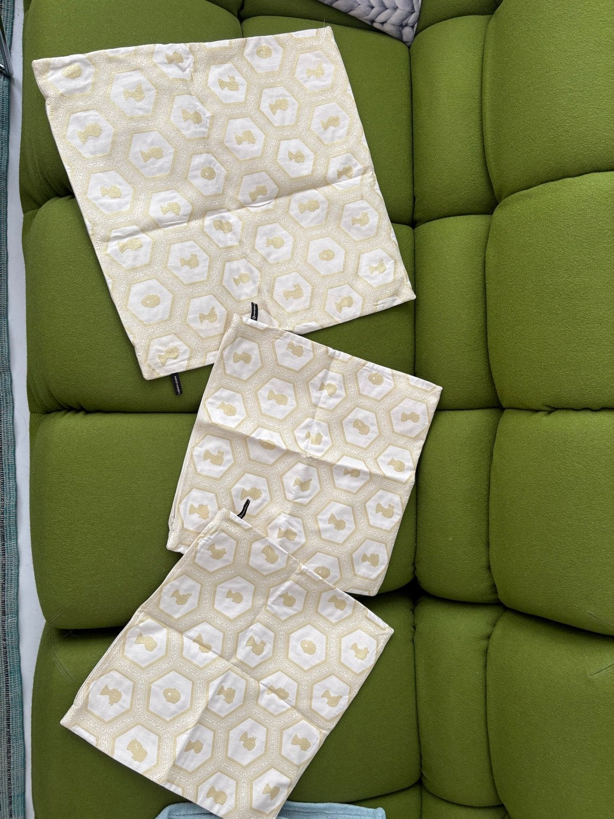 Marcel Wanders x Bijenkorf Kussenhoezen - 3 stuks, Overige merken, Beige, Met print, Ophalen of Verzenden