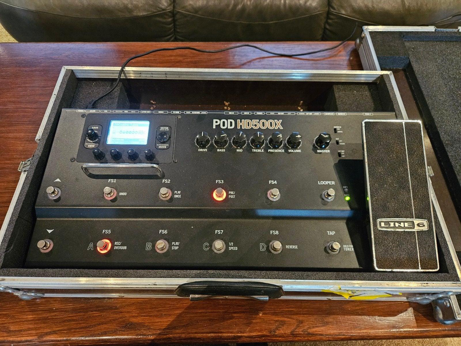 Line 6 POD HD500X Multi-effect Gitaarprocessor met Case, Ophalen, Gebruikt, Multi-effect