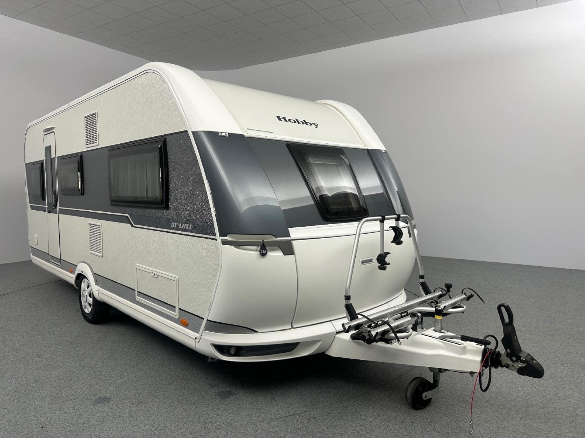 Hobby De Luxe 495 UL Mover Voortent Fietsendrager, Rondzit, Hobby, Bedrijf, 4 tot 5 meter