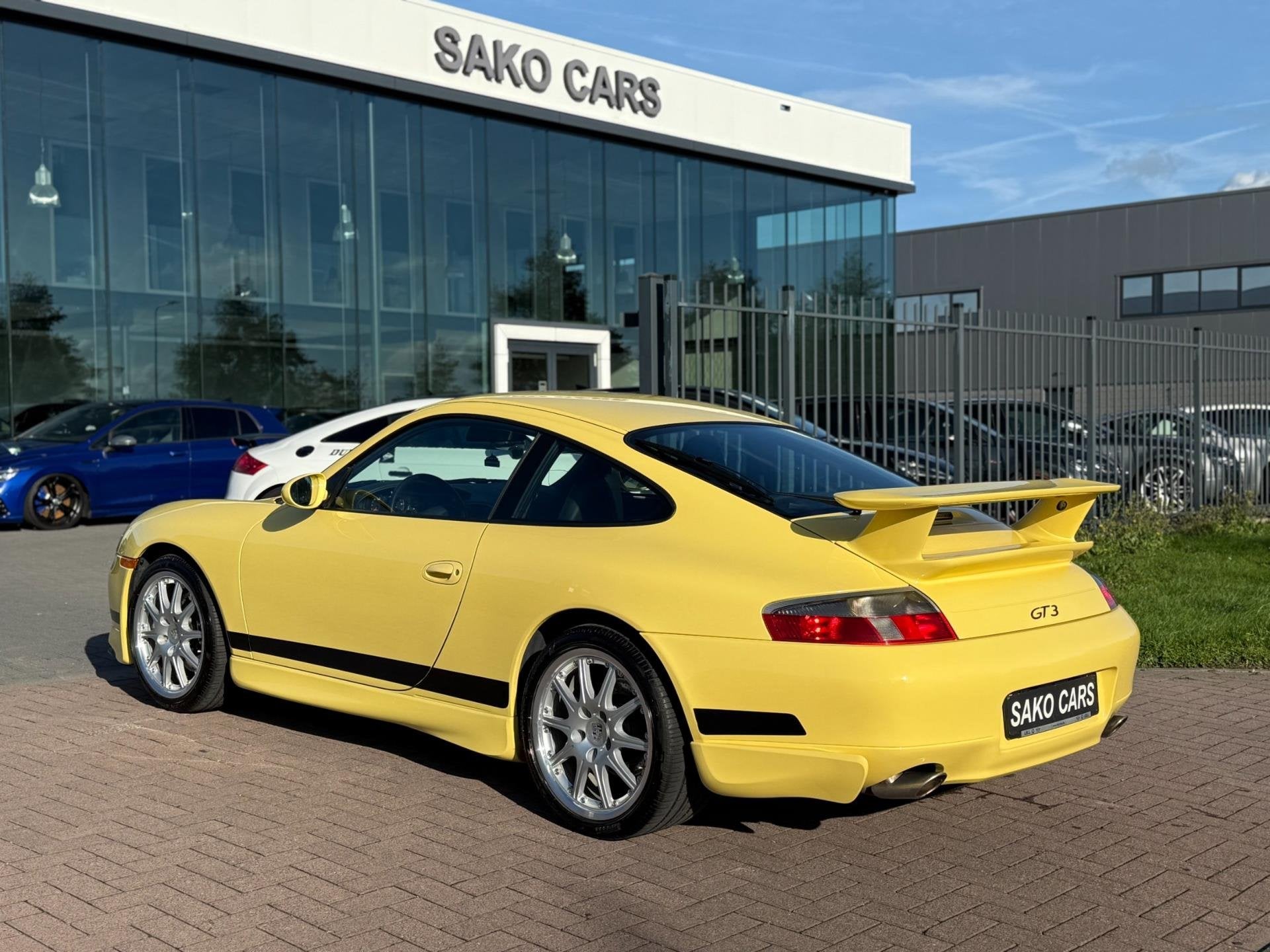 Porsche 911 3.4 Coupé Carrera GT3 Aero 301PK Geel Uniek!, Automaat, Achterwielaandrijving, Gebruikt, 4 stoelen