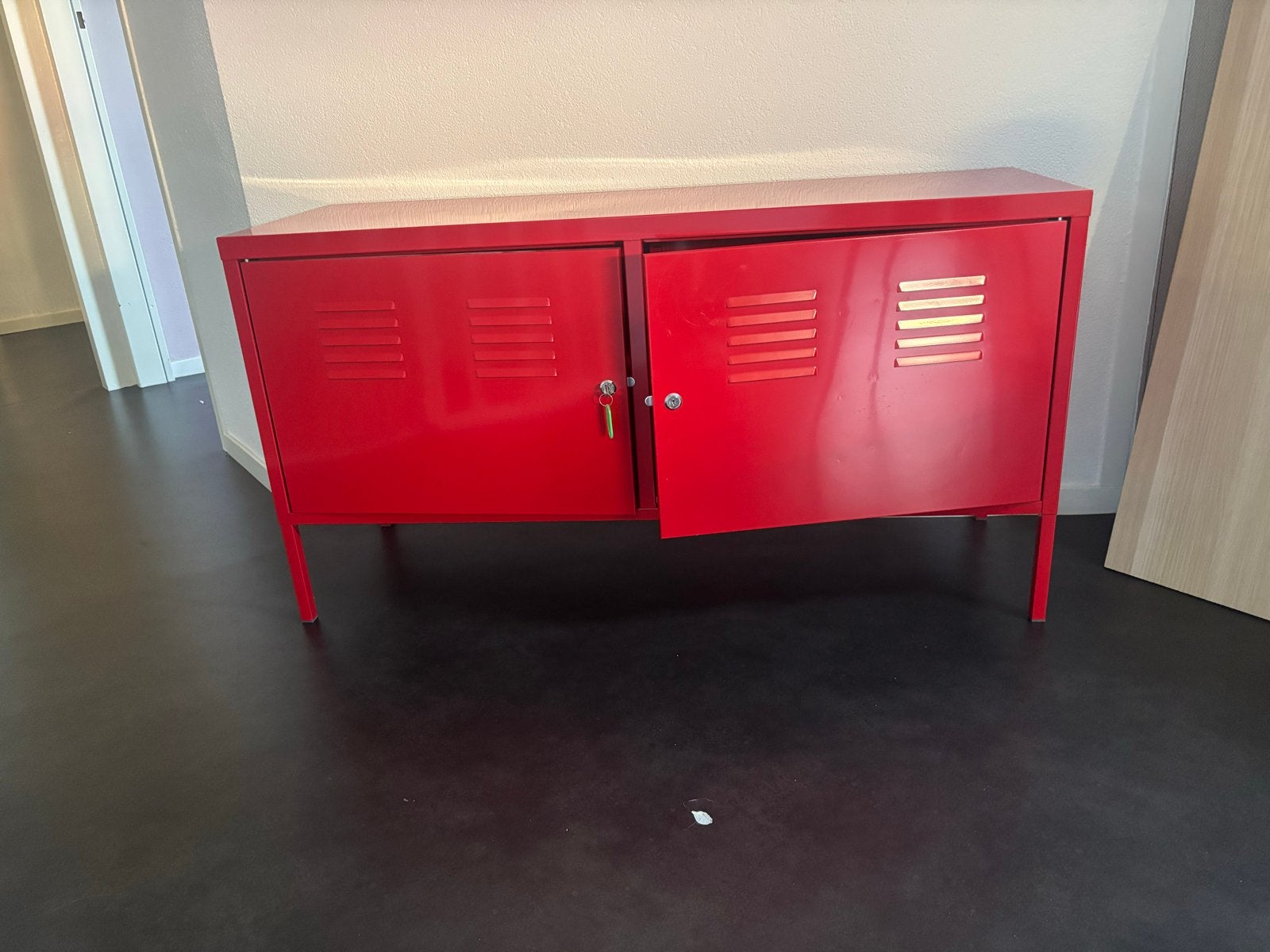 IKEA PS locker rood - Retro kast in prima staat, Ophalen, Gebruikt