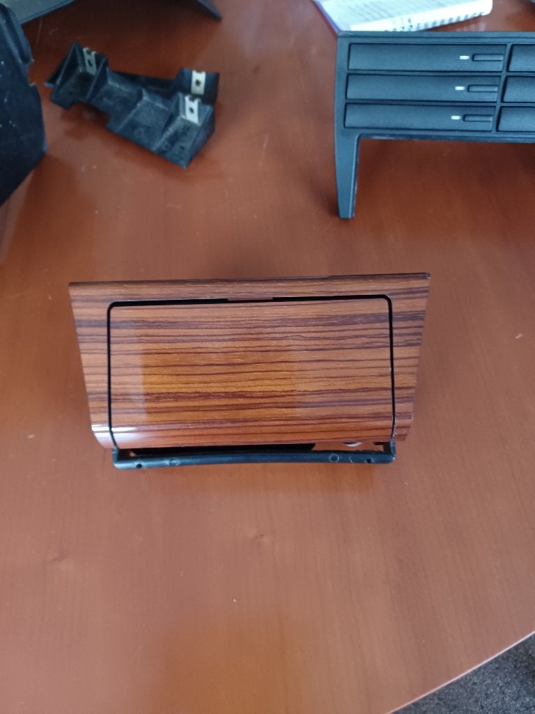 Mercedes 200 w124 Asbak bj1984 tot 1992 Zebrano hout, Auto-onderdelen, Ophalen of Verzenden, Gebruikt, Mercedes-Benz