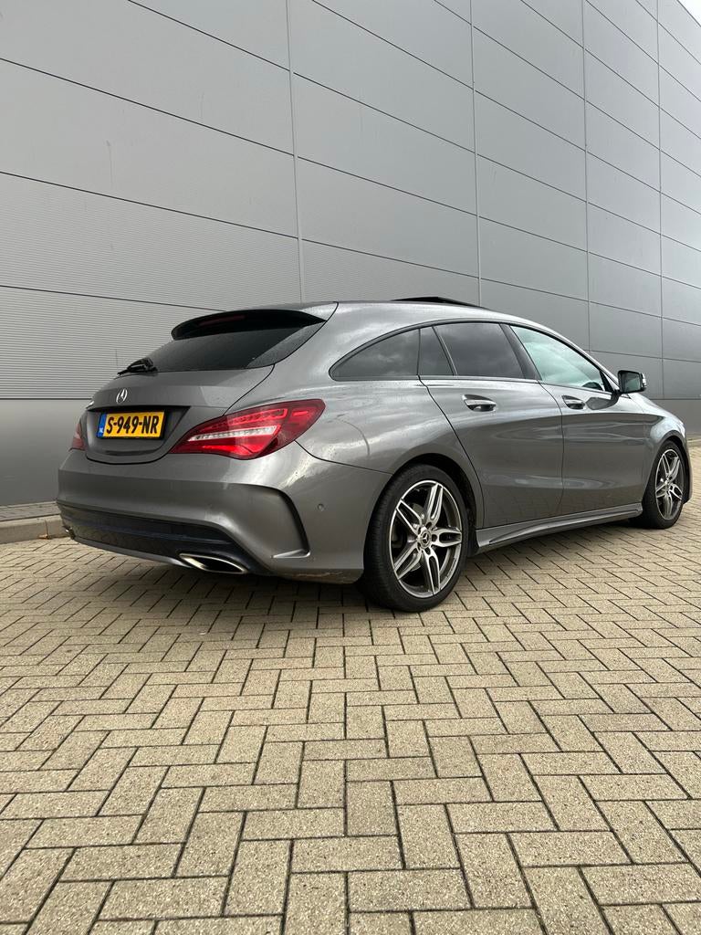 Mercedes-Benz CLA 1.6 Cla200 115KW AMG-line, pano, Auto's, Mercedes-Benz, CLA, 730 kg, Particulier, 5 stoelen