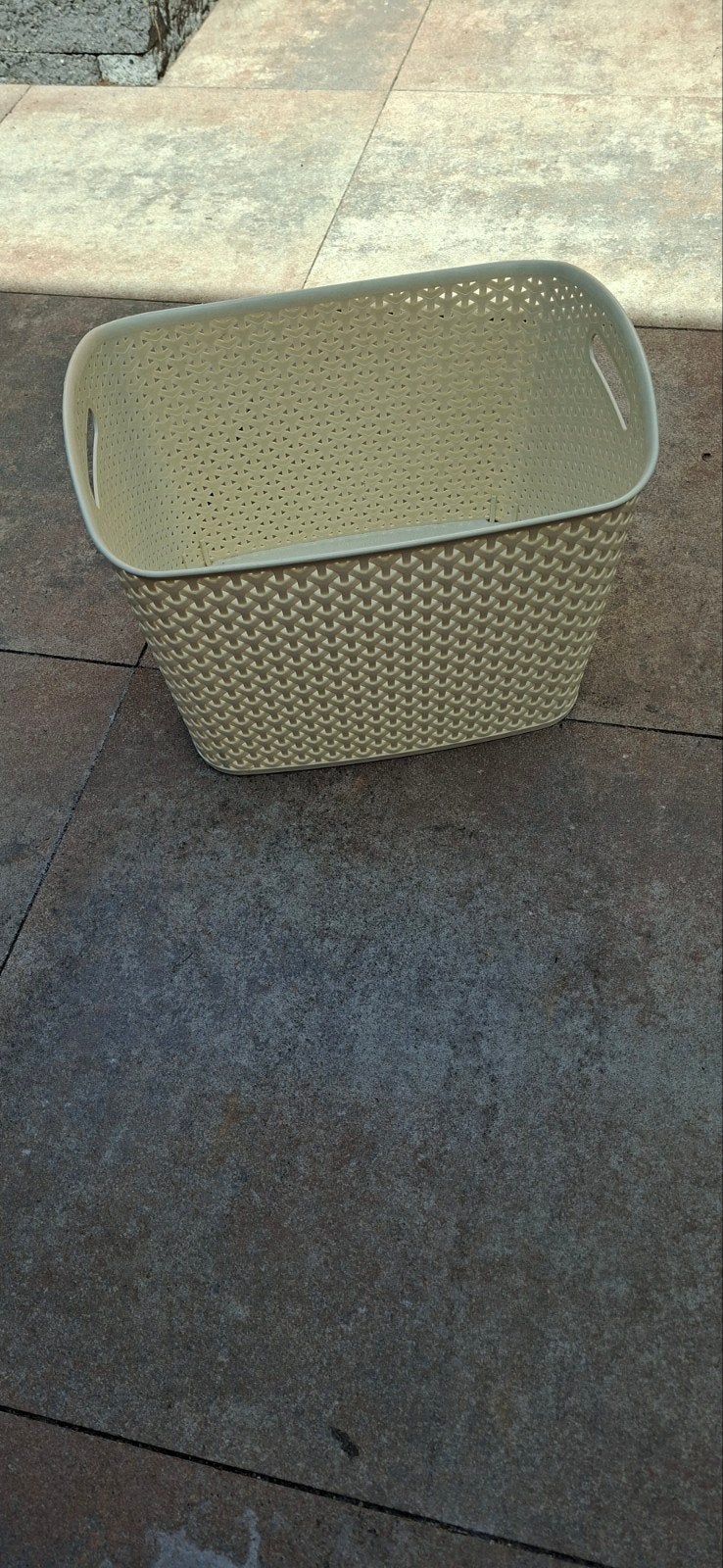 Kunststof opbergmand ivory. 42x32x29 cm. (lxbxh), Ophalen, Kunststof, Mand, Zo goed als nieuw