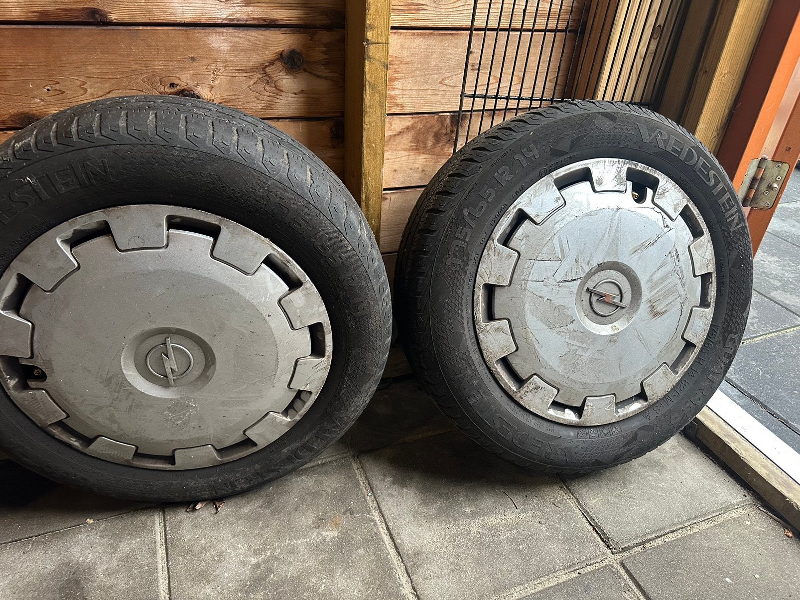 4 goede autobanden, Auto diversen, Autosport-onderdelen, Ophalen of Verzenden