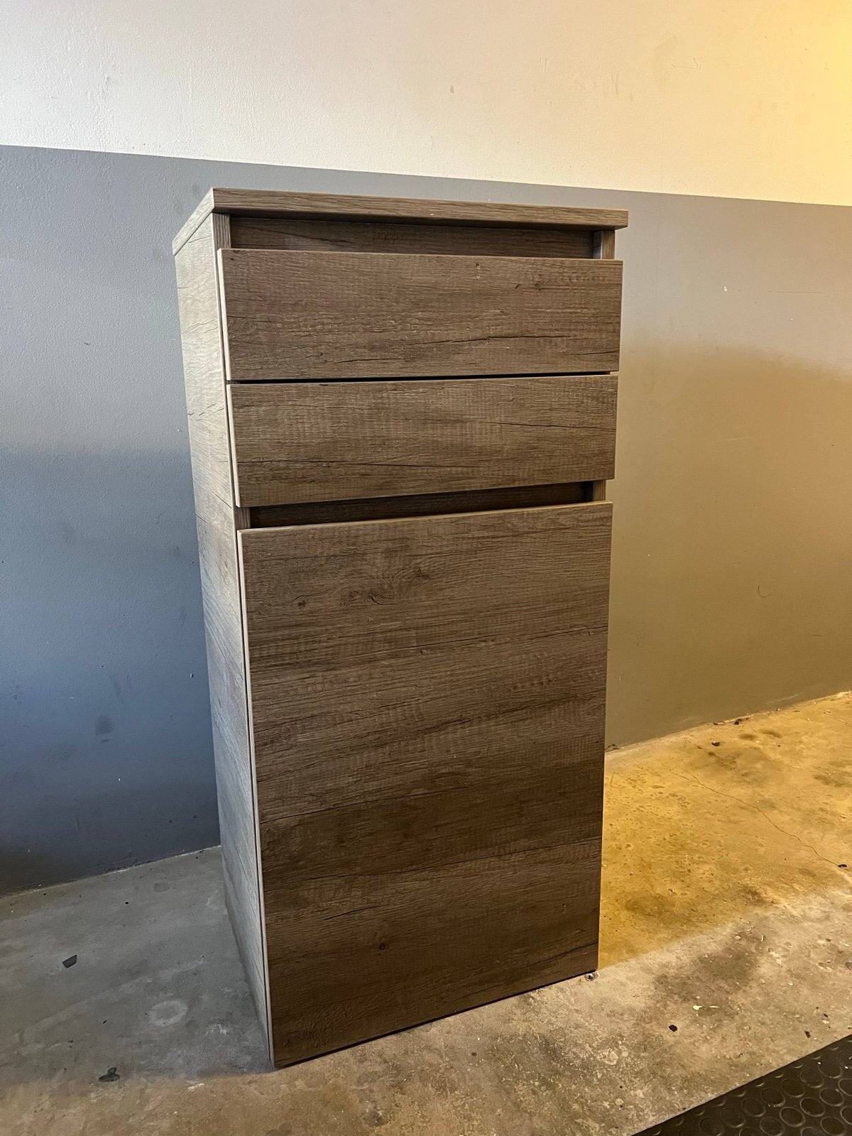 Hoge kast met lades en deur - Houtlook, Minder dan 50 cm, Gebruikt, 1 of 2 laden, Ophalen of Verzenden