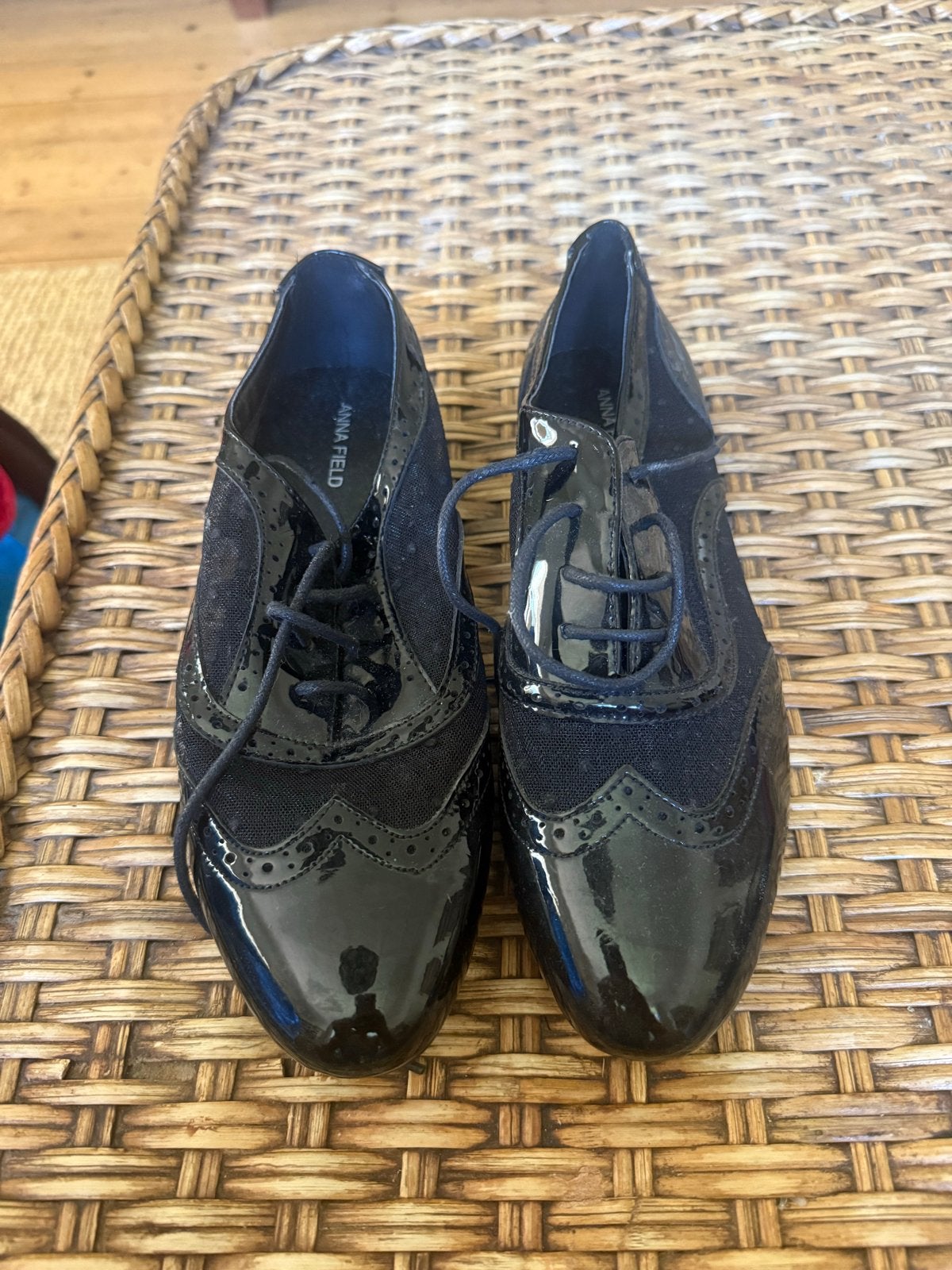 Anna Field zwarte leren veterschoenen met lak en polkadot, Kleding | Dames, Ophalen of Verzenden, Gedragen, Zwart, Overige typen