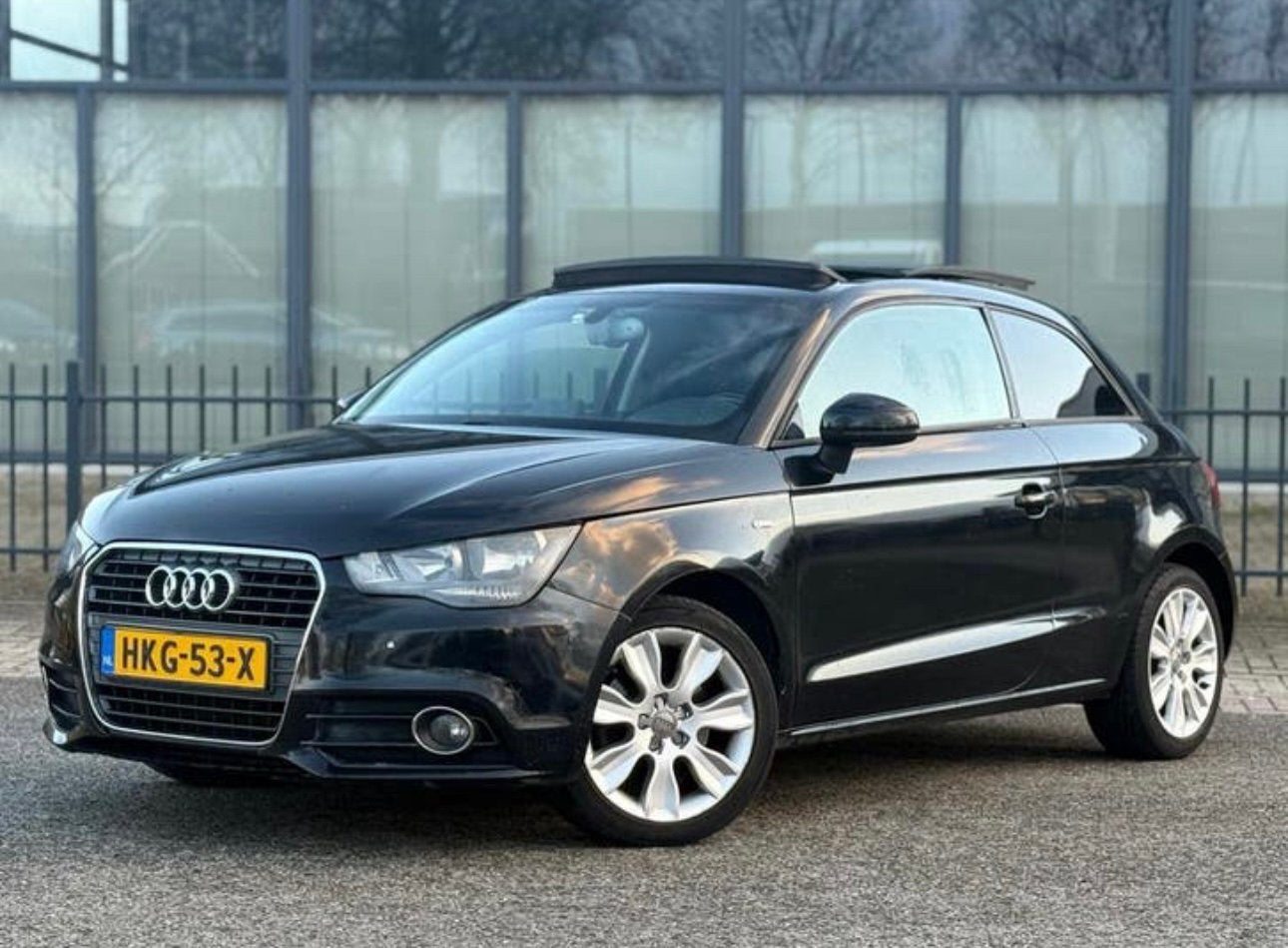 Audi A1 1.4 Tfsi 90KW S-tronic 2011 Zwart, Auto's, Audi, A1, 4 cilinders, 4 stoelen, 1200 kg