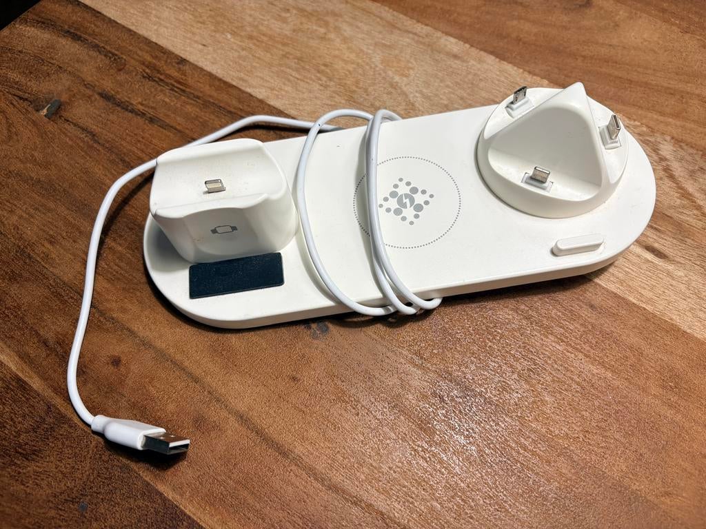 Oplaadstation voor iphone, oortjes en watch, Ophalen of Verzenden, Gebruikt