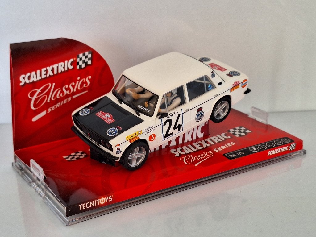 Scalextric Classics Seat 1430 # 24 Servie Montecarlo, Overige merken, Nieuw, Scalextric, Ophalen of Verzenden