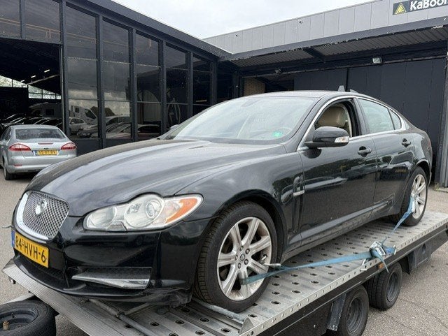 Jaguar XF 2.7D V6 Premium Luxury MOTOR DEFECT (bj 2009), Auto's, Jaguar, 1730 kg, Achterwielaandrijving, Gebruikt, 1850 kg