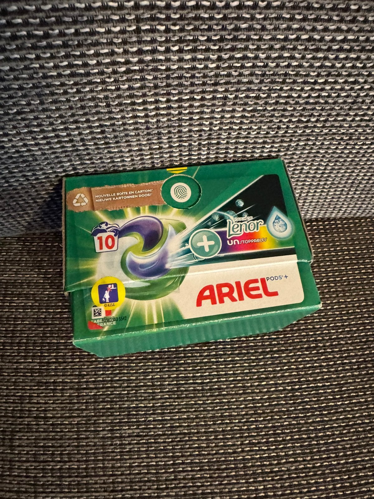 Ariel wasmiddel !!! Robijn wasmiddel !, Ophalen of Verzenden, Schoonmaakmiddel