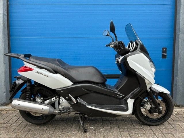 MOOIE ORIGINELE YAMAHA X MAX 250i BOUWJAAR 2011 & 2006, Motoren, 250 cc, Scooter, Occasion, Bedrijf