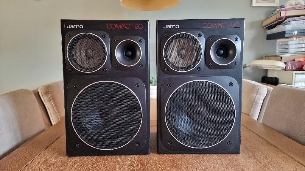 Refurbished Jamo compact 120 speakers met nieuwe foam randen, Refurbished, Ophalen of Verzenden, 120 watt of meer, Front, Rear of Stereo speakers
