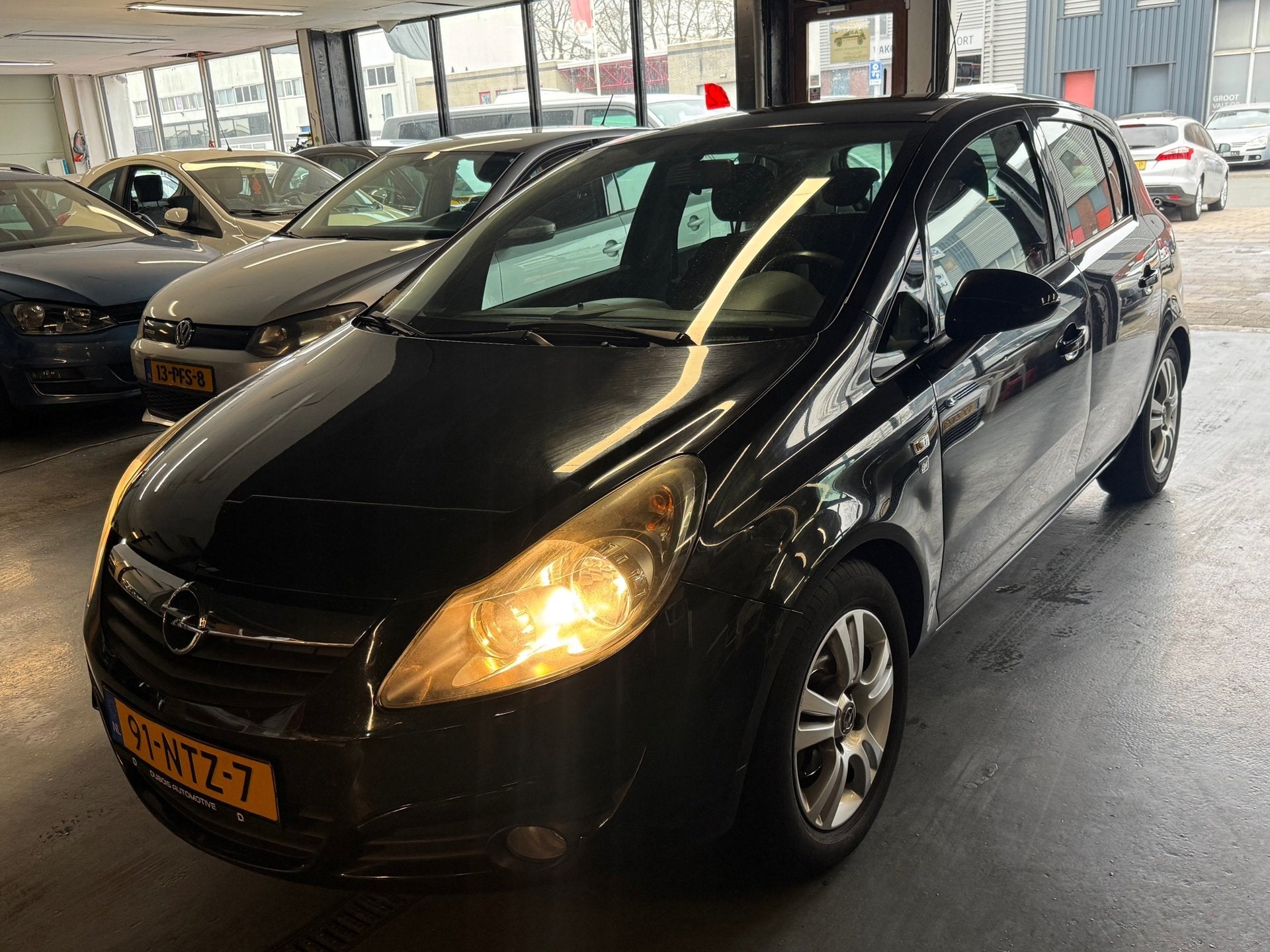 Opel Corsa 1.3 CDTi EcoFlex S/S '111' Edition, Voorwielaandrijving, Euro 5, 28 km/l, Gebruikt