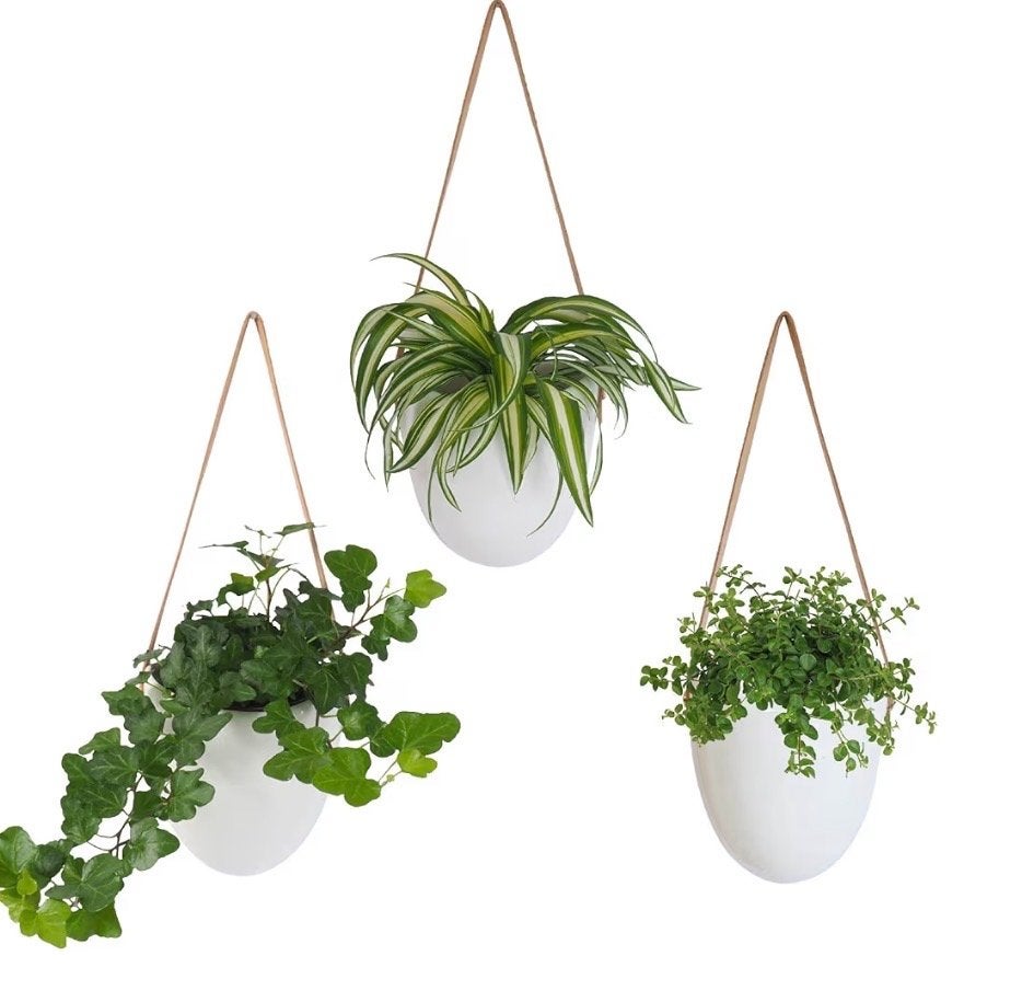 Witte hangende bloempotten - Gadgy, Huis en Inrichting, Woonaccessoires | Overige, Zo goed als nieuw, Steen/keramiek, Wit, Modern
