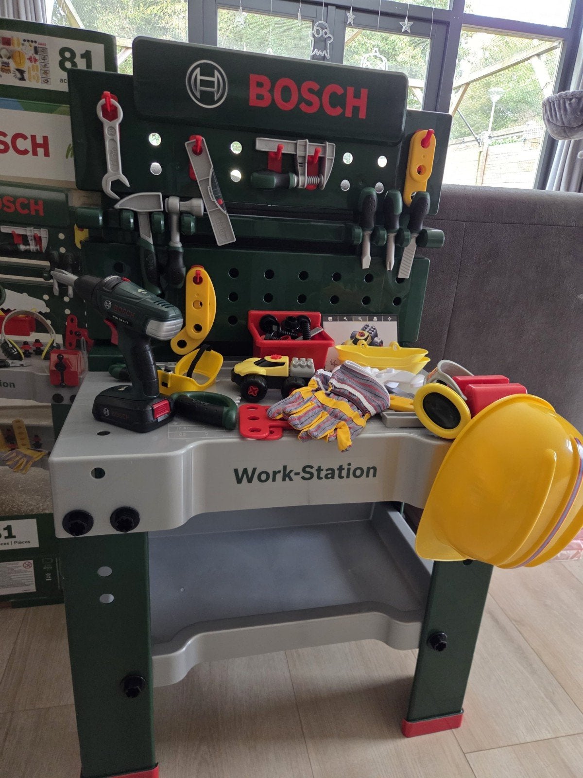 Bosch Work-Station Werkbank voor Kinderen met Accessoires, Kinderen en Baby's, Ophalen, Zo goed als nieuw, Jongen of Meisje