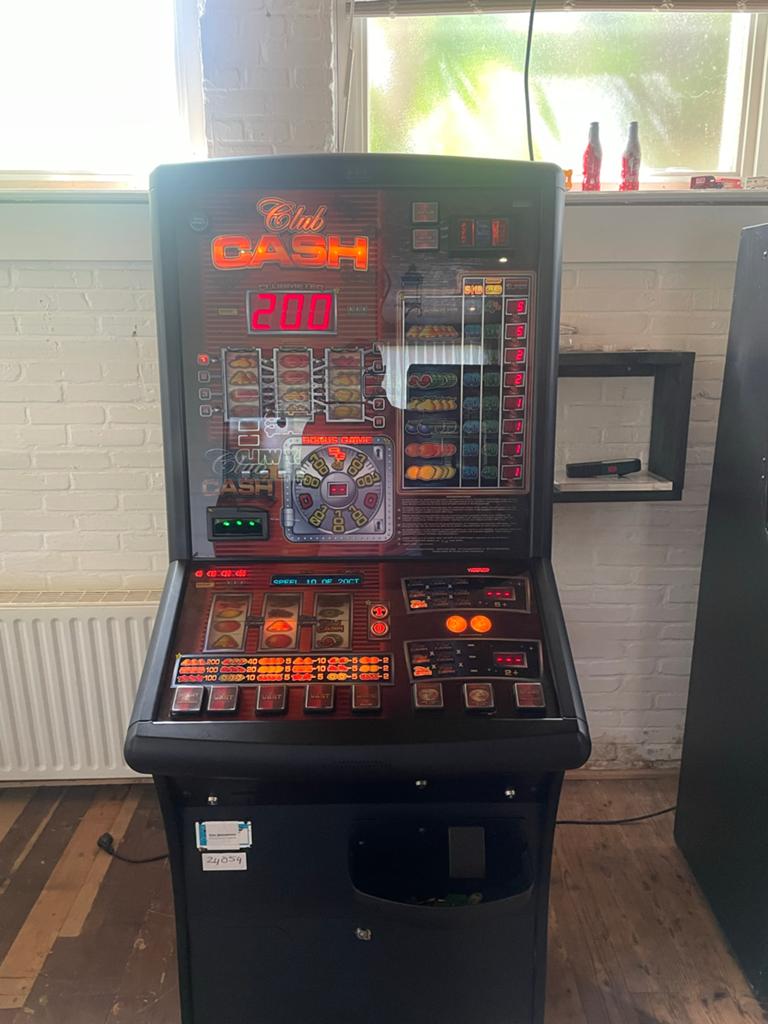Club Cash MK2 Kabinet met biljetinname, Euro, Ophalen, Gebruikt, Met sleutels
