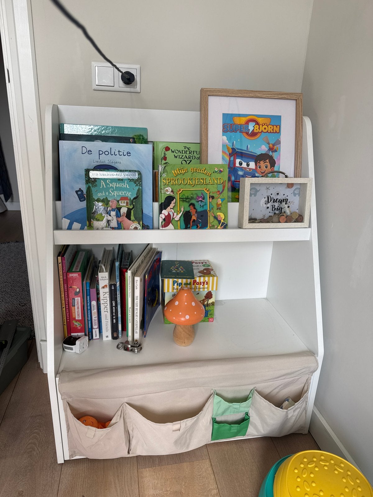 IKEA Bergig Witte kinderboekenplank met opbergruimte, Ophalen, Minder dan 50 cm, Gebruikt, Minder dan 100 cm