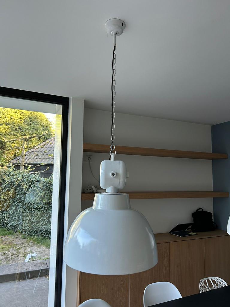 2 stuks Witte hanglamp hk living factory m- prijs per lamp, Huis en Inrichting, Lampen | Hanglampen, Ophalen of Verzenden, Zo goed als nieuw