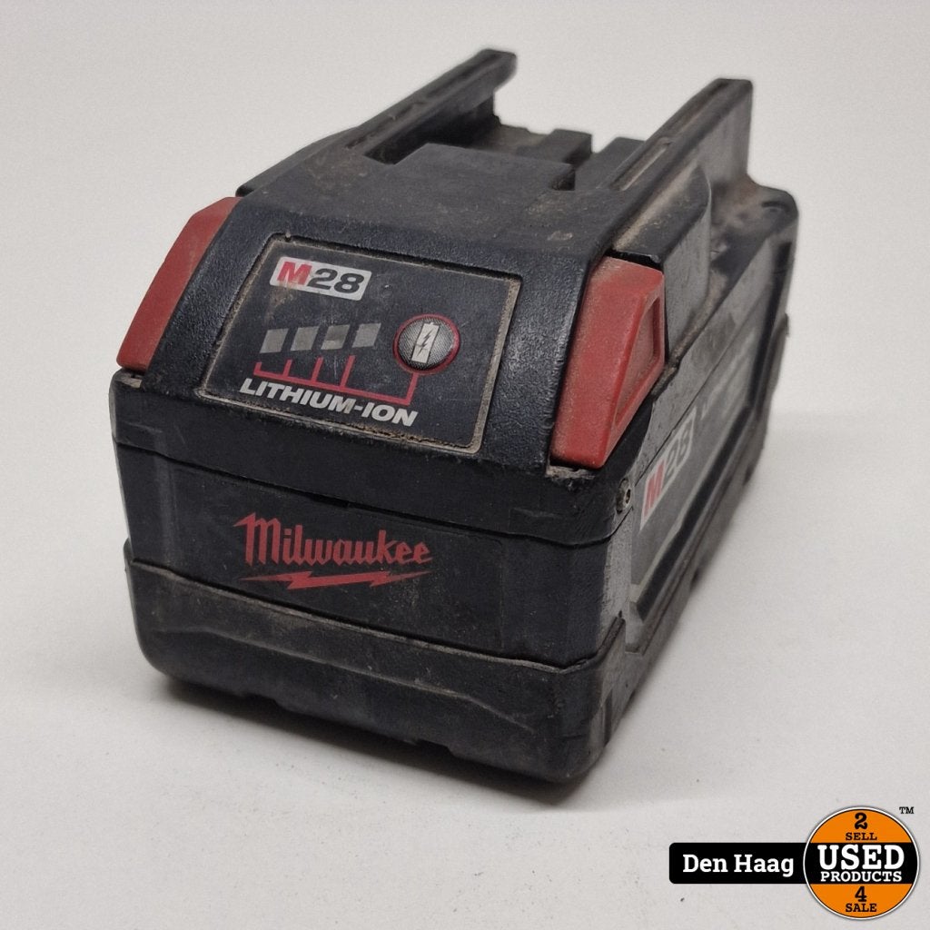 Milwaukee M28BX 28V 3,0Ah Li-on Accu | Inc garantie, Milwaukee, Gebruikt, Support@milwaukee.com, Milwaukee Electric Tool Corporation, 13135 W. 
Lisbon Road, Brookfield, WI 53005
USA