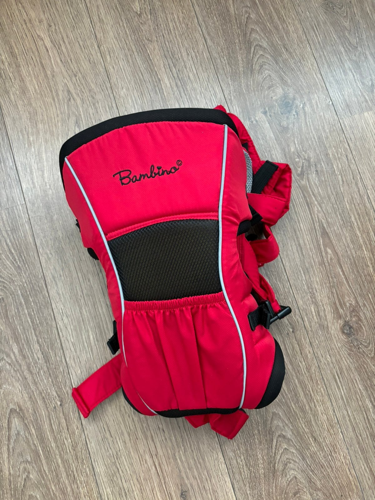Bambino Draagzak – Rood – Geschikt tot 9 kg, Kinderen en Baby's, Babydragers en Draagdoeken, Overige merken, Gebruikt, Verzenden