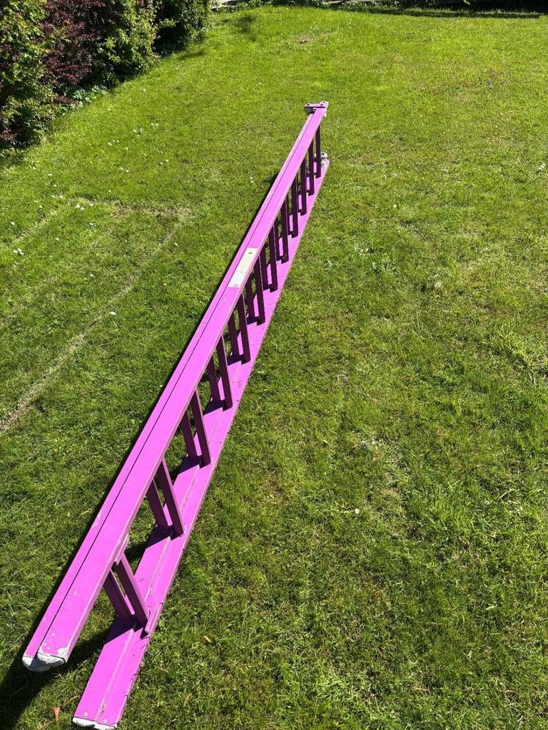 Aluminium installatie trap uitschuifbaar met wielen 7.50, Doe-het-zelf en Verbouw, Ladders en Trappen, Ophalen of Verzenden, Zo goed als nieuw