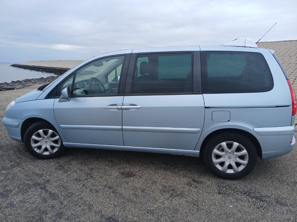 Peugeot 807 2.0 16V AUT 2006 Blauw 8 persoons benzine, Auto's, Peugeot, Voorwielaandrijving, Stof, 8 stoelen, 4 cilinders