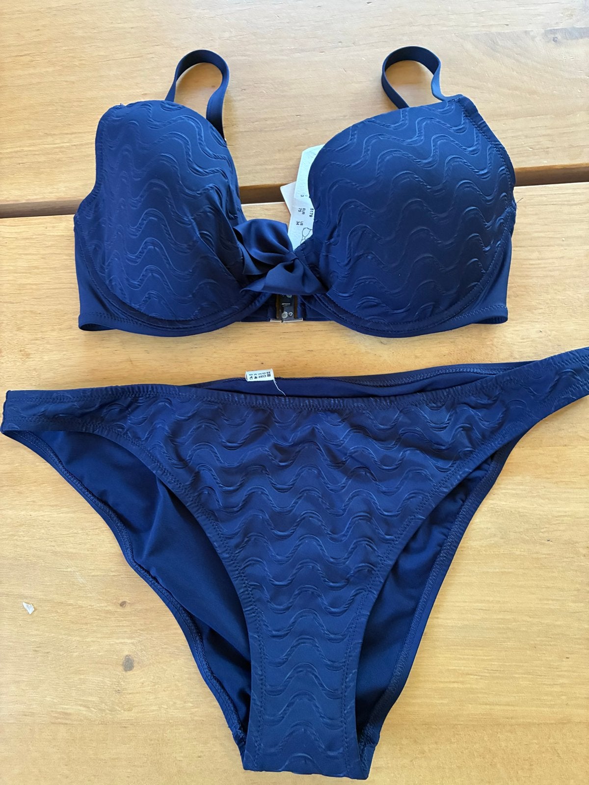 Nieuwe Antigel bikini navy 75D / broekje XL met beugel, Ophalen of Verzenden, Nieuw, Blauw, Bikini