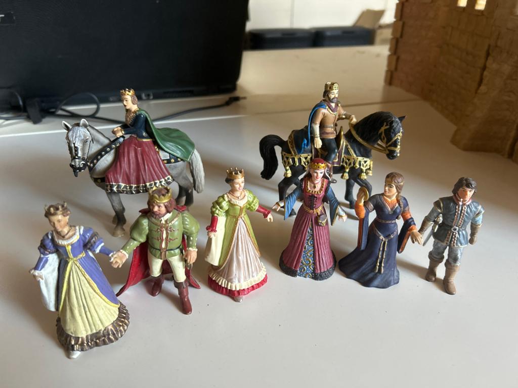 Schleich/Papo koningen, koninginnen en prinses figuren set, Ophalen of Verzenden, Gebruikt