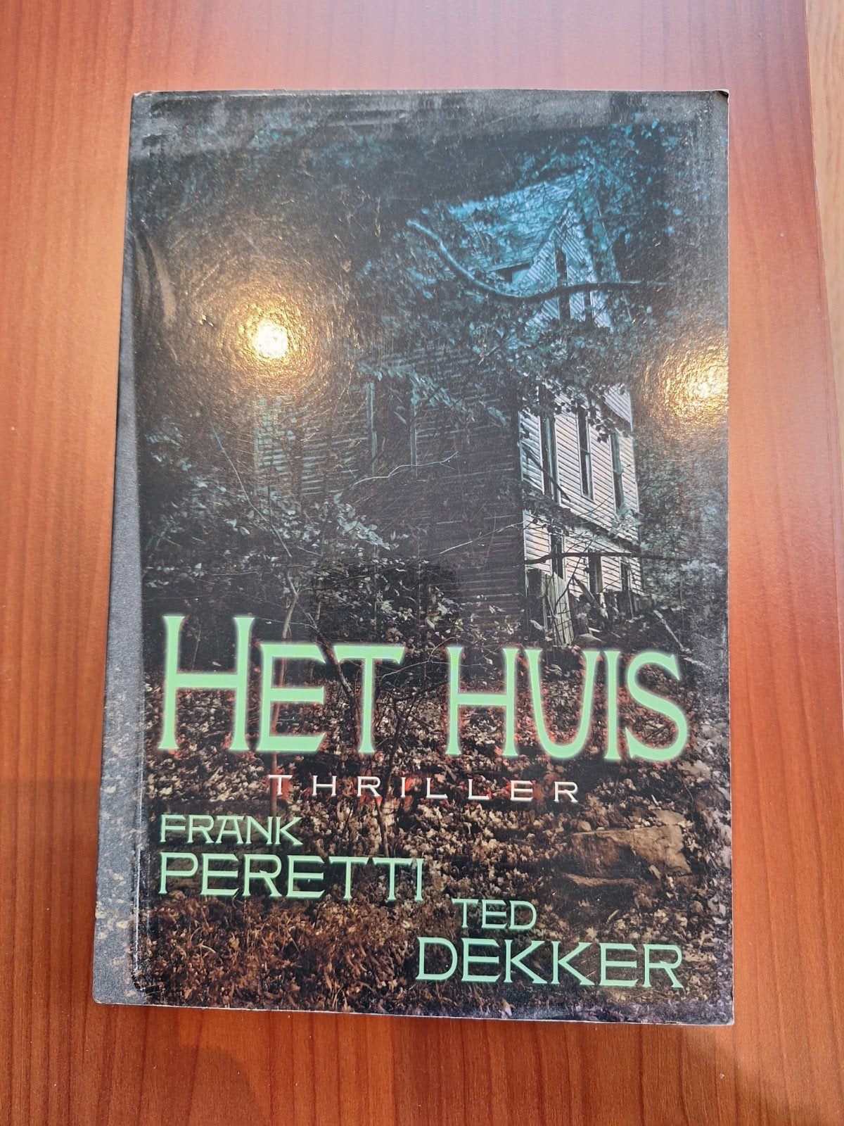 Het Huis - Frank Peretti & Ted Dekker (Thriller), Ophalen of Verzenden, Gelezen, Frank Peretti, Ted Dekker, Wereld overig