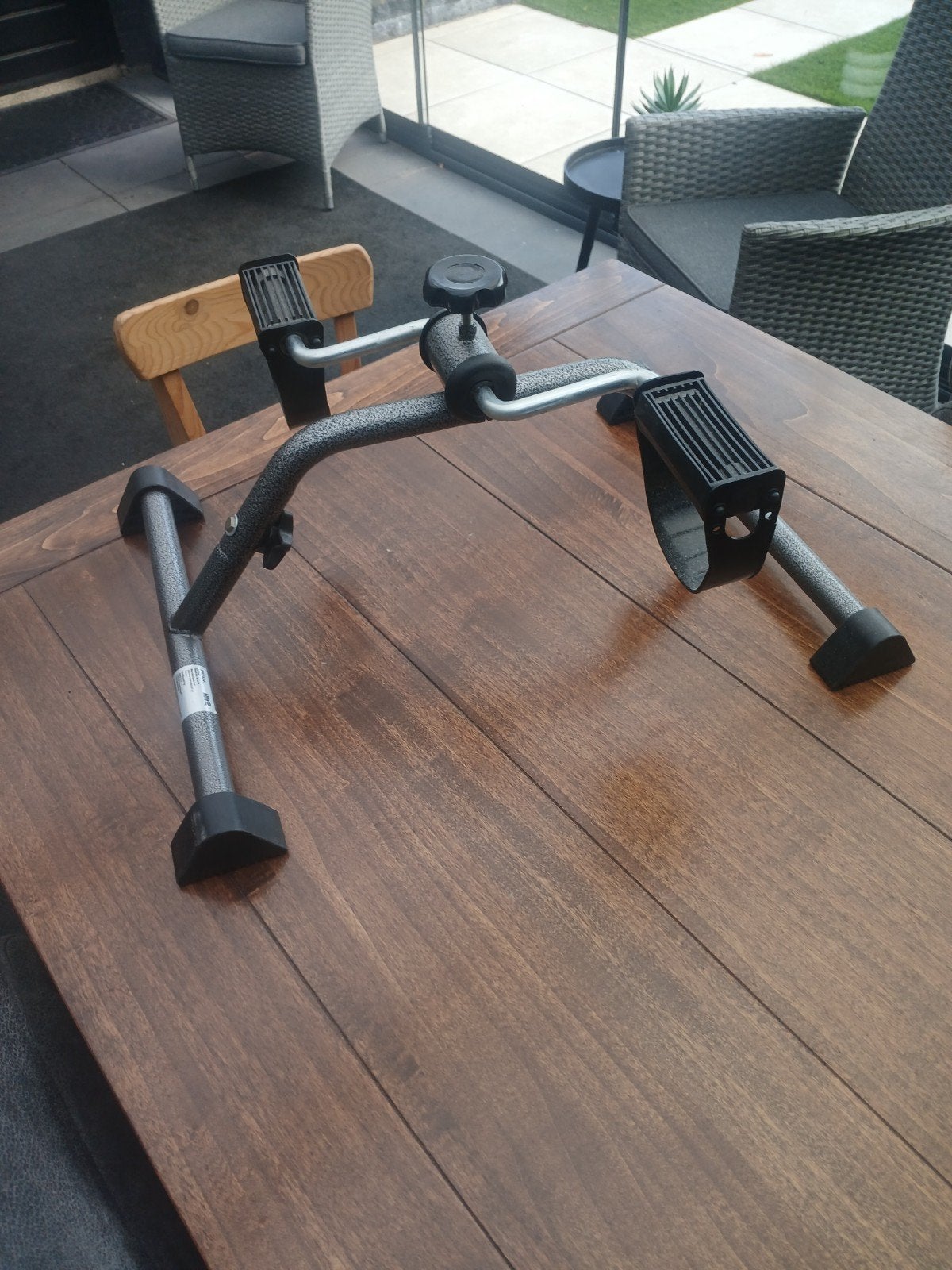Mini Hometrainer - Compact en Draagbaar, Ophalen, Zo goed als nieuw, Metaal, Benen