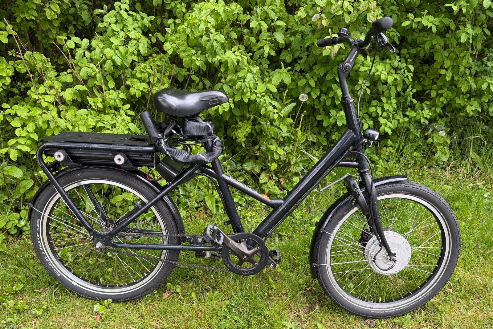 Compacte elektrische fiets - Oude bezorgfiets, Fietsen en Brommers, Elektrische fietsen, Overige merken, Gebruikt, Ophalen of Verzenden