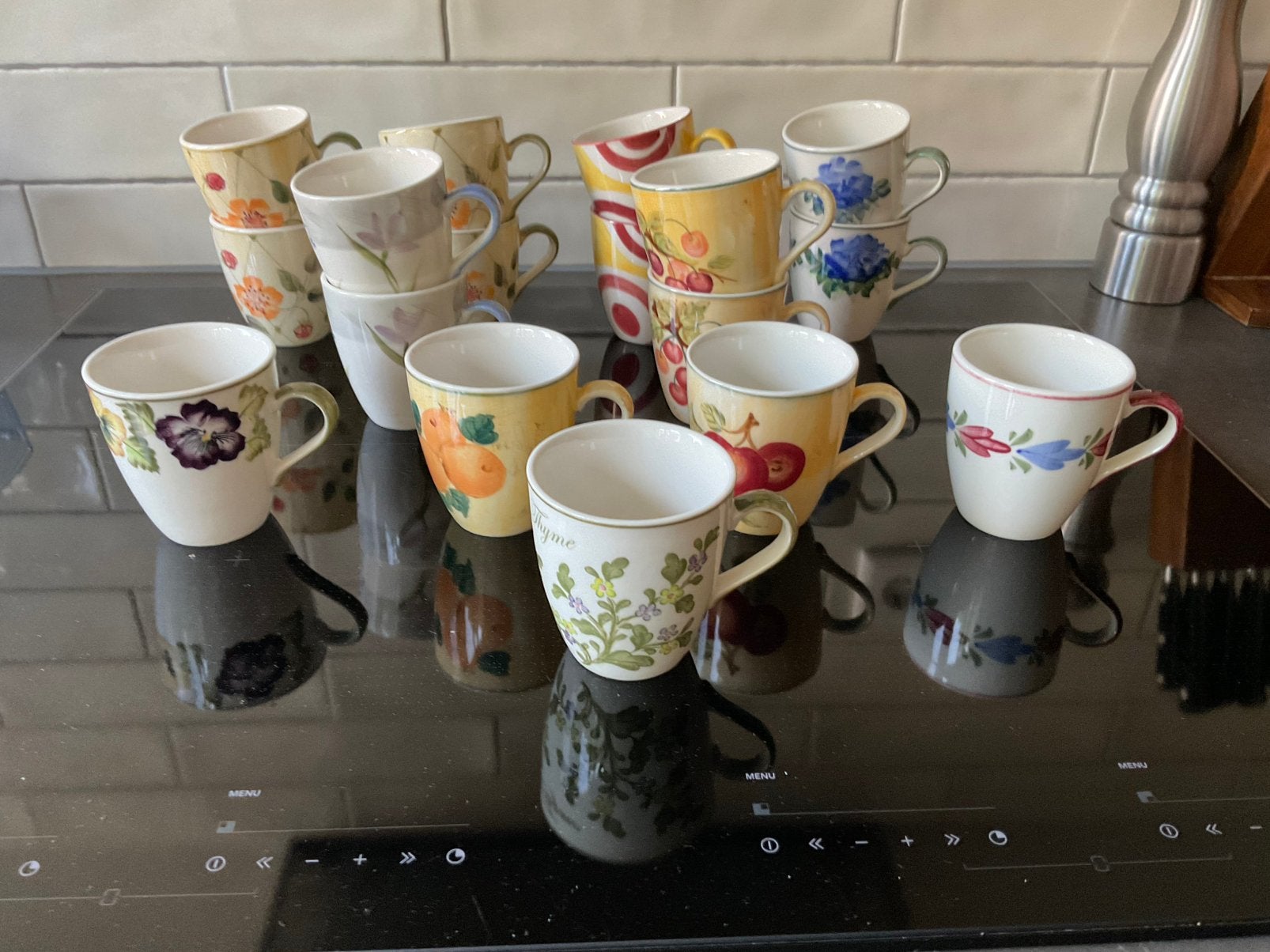Vic’s Design koffiekopjes in diverse motieven (17), Ophalen of Verzenden, Porselein, Overige stijlen, Kop(pen) en/of Schotel(s)