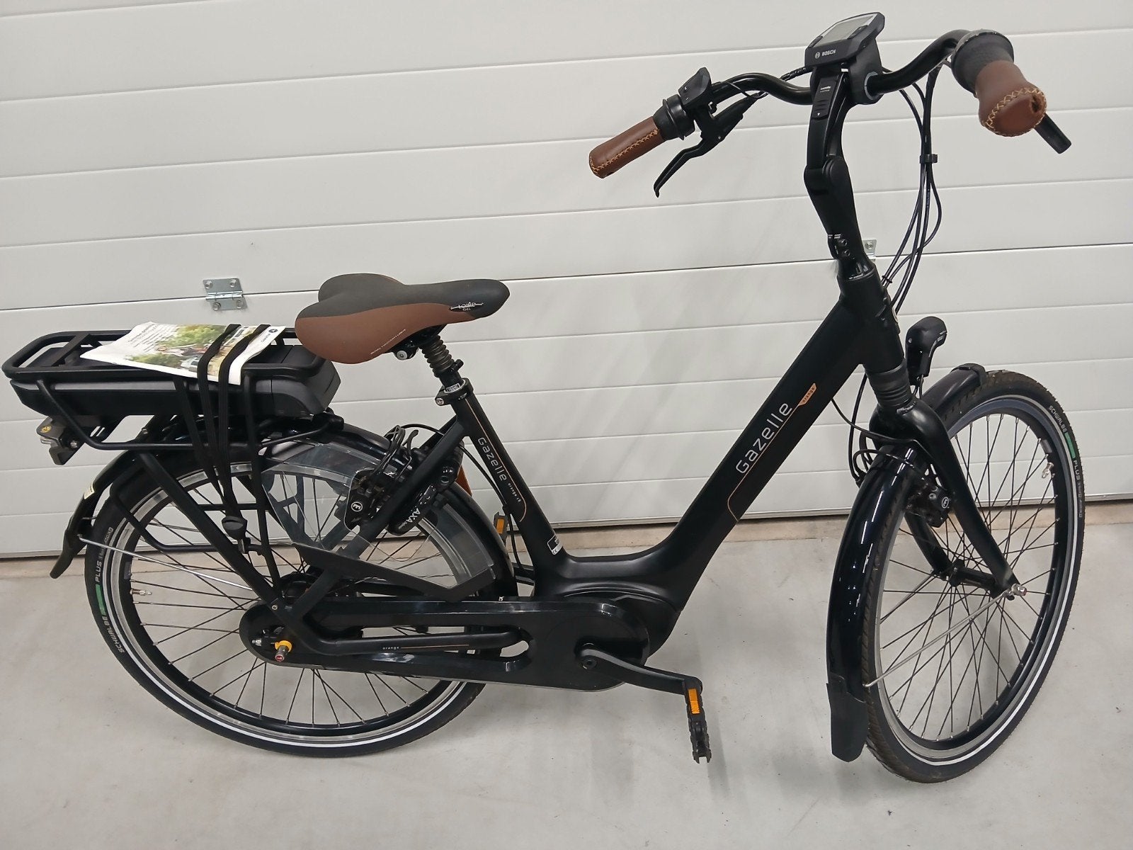 Gazelle Orange 26 inch wielen 46 cm frame Bosch middenmotor, Ophalen, Gazelle, Zo goed als nieuw, Gazelle