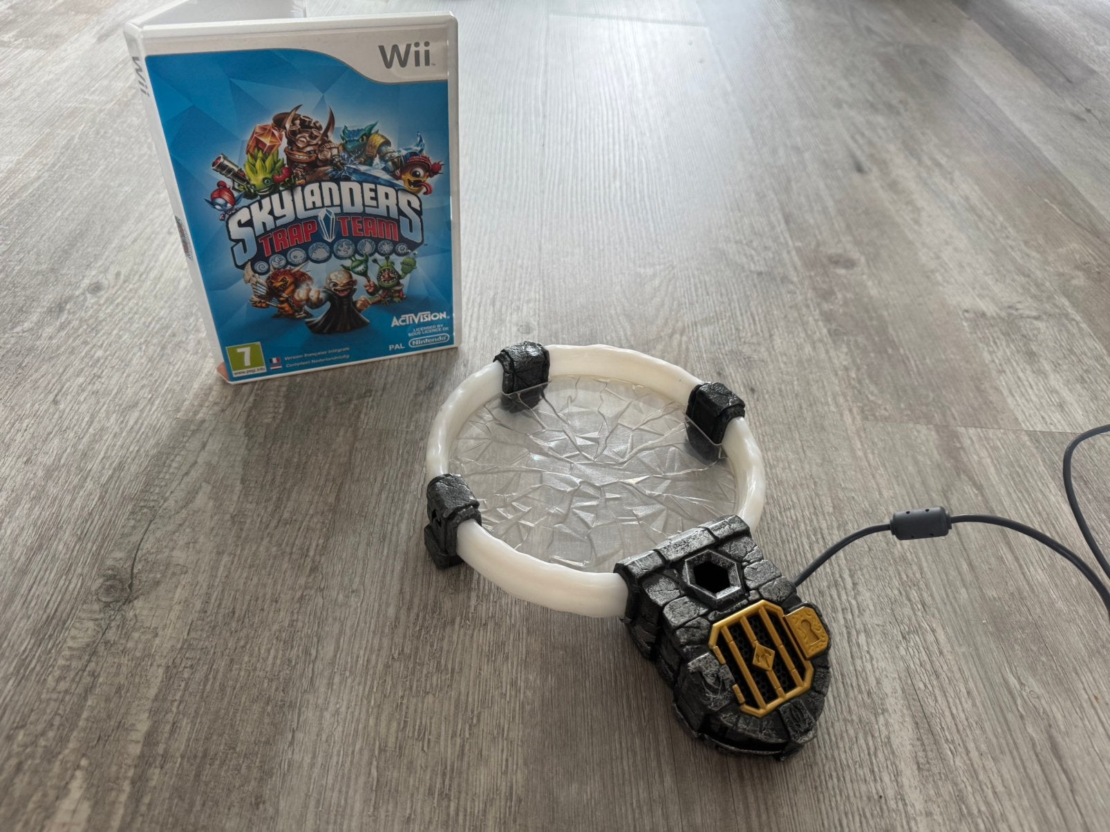 Skylanders Trap Team + Wii-spel en portal, Spelcomputers en Games, Games | Nintendo Wii, Avontuur en Actie, Gebruikt, 2 spelers