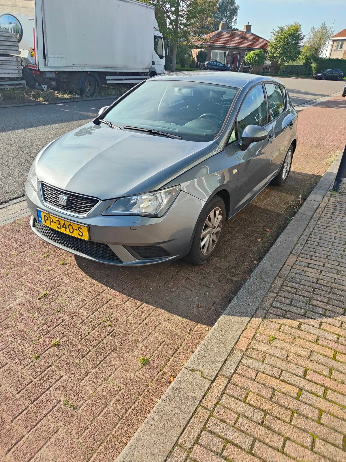 Seat Ibiza 1.4 benzine 198899km bj 2012.Navi.Clima., Voorwielaandrijving, Stof, 40 €/maand, 4 cilinders