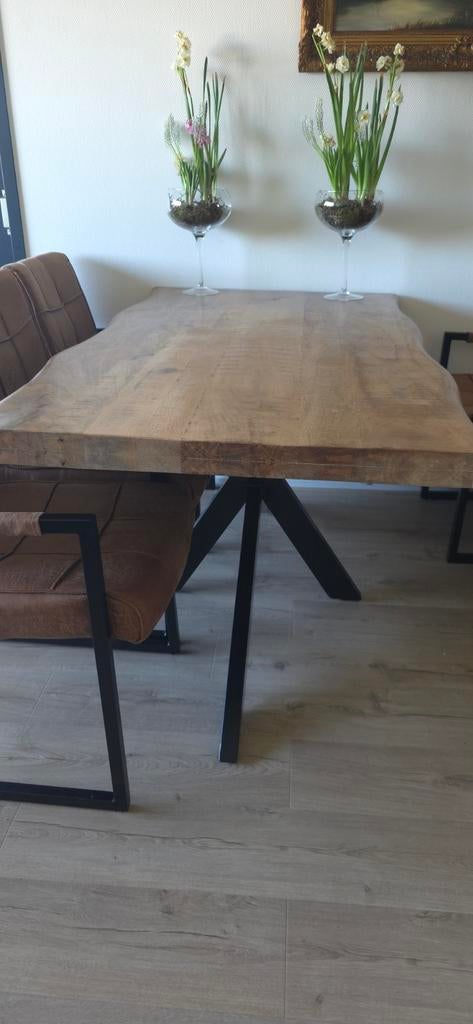 Boomstam eettafel 90x160 - Zo goed als nieuw, Huis en Inrichting, Tafels | Eettafels, 50 tot 100 cm, Zo goed als nieuw, Vijf personen of meer
