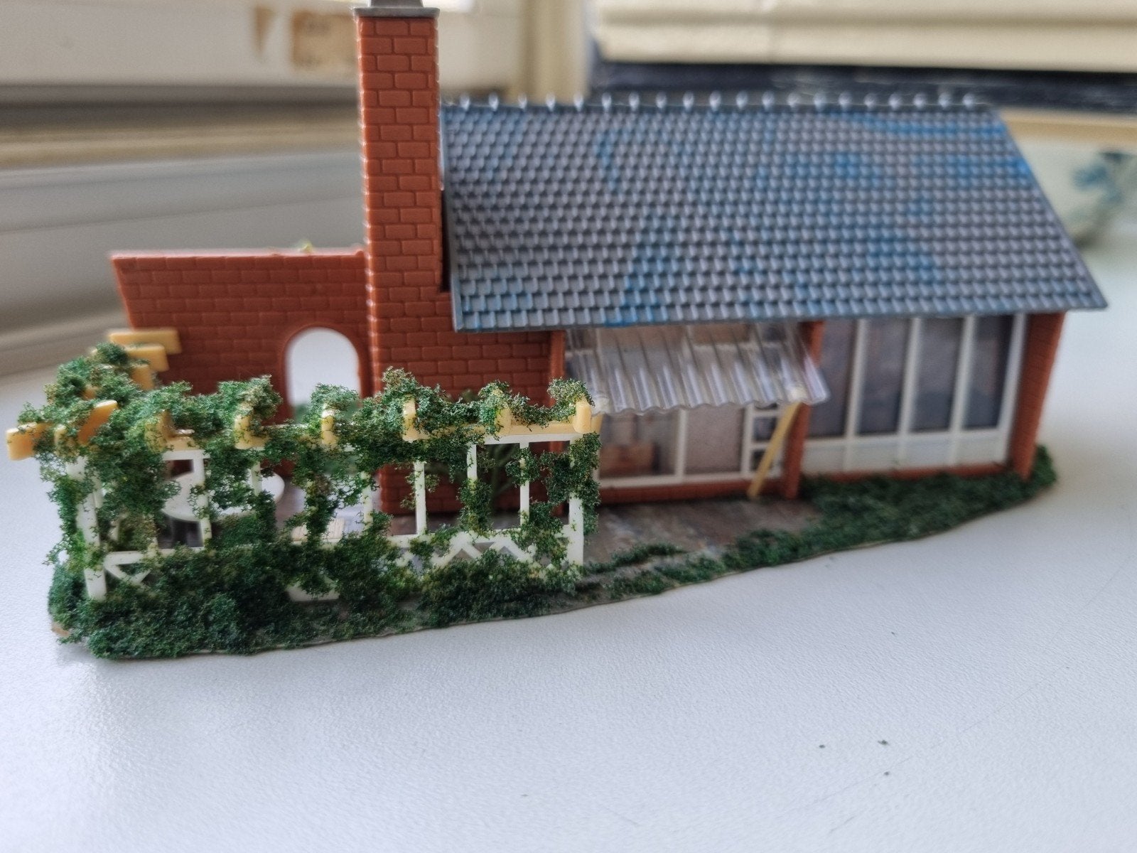 Vintage Faller B-264 Bungalow met Patio - Modelbouw, Overige merken, Gebruikt, Gelijkstroom of Wisselstroom, Brug, Tunnel of Gebouw