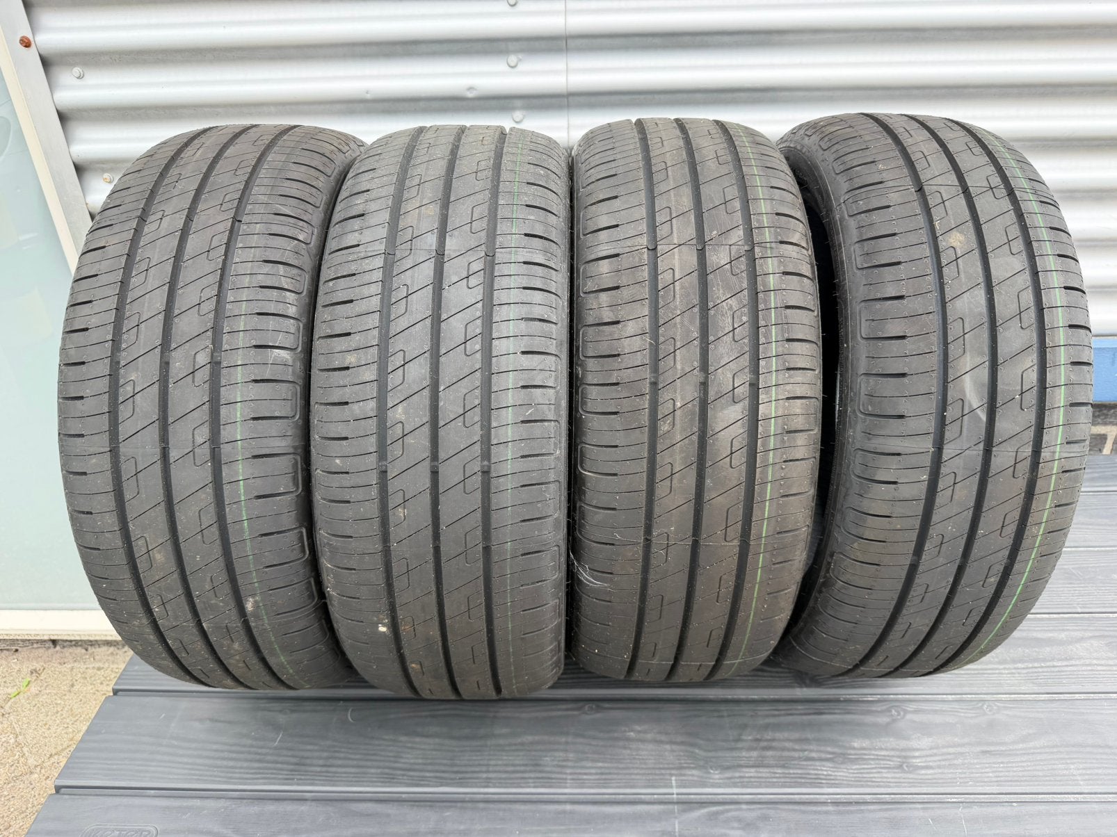 4x 205/45 17" Goodyear UltraGrip perf. Zomerbanden DEMO, Nieuw, 17 inch, Band(en), Personenwagen