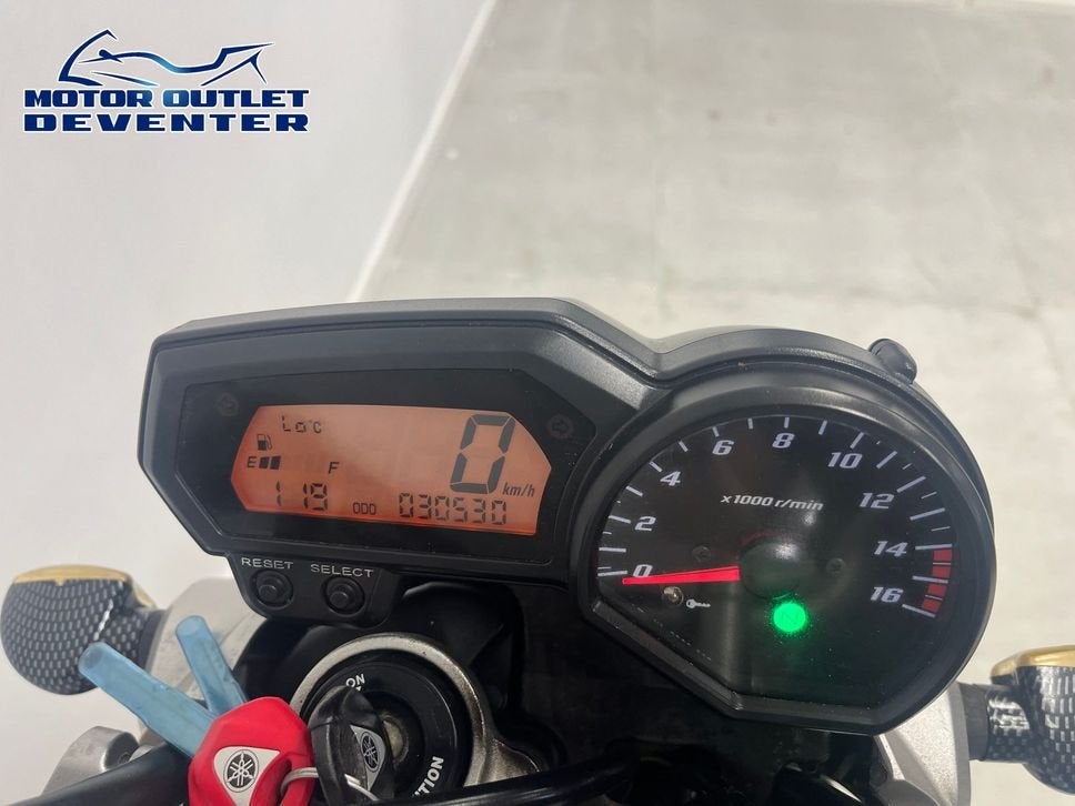Sportieve YAMAHA FZ 6 N FAZER FZ6N (bj 2008), Motoren, 4 cilinders, Motorrijbewijs A, Bedrijf, Onbekend