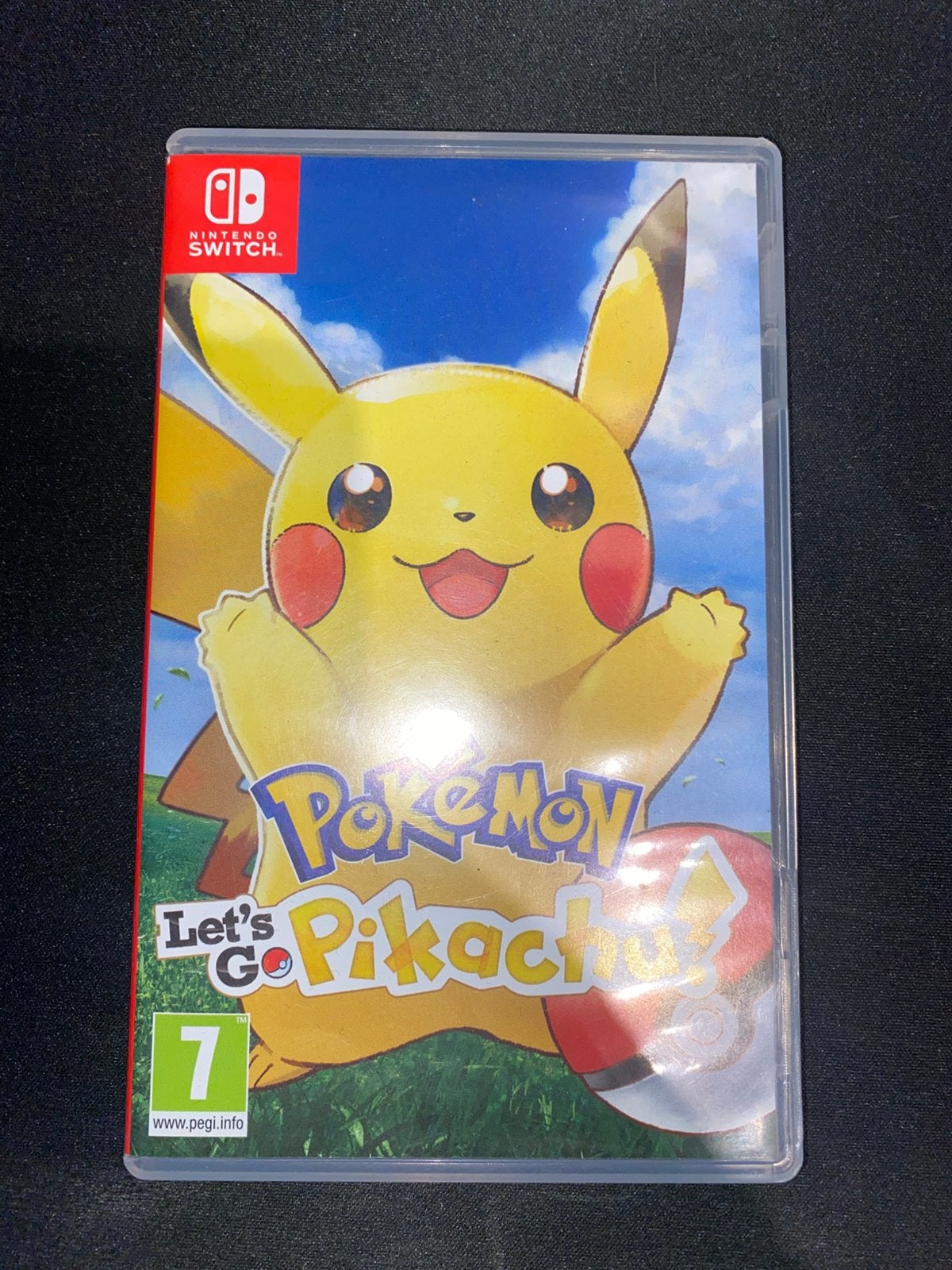 Nintedo Switch pokemon lets go pikachu met case, Avontuur en Actie, 1 speler, Ophalen of Verzenden, Zo goed als nieuw