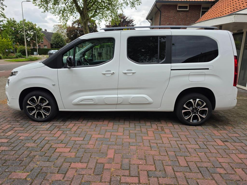 Citroën Berlingo 1.2 Puretech 130pk S&S XL 7pl. 2021 Wit, Auto's, Automaat, Stof, Euro 6, 1199 cc