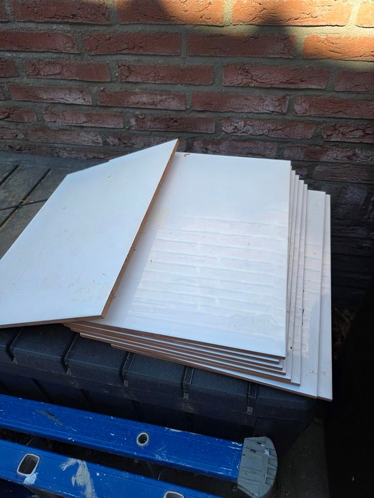 Tegels 45 x 32 cm wit  8 stuks badkamer, Doe-het-zelf en Verbouw, Tegels, Ophalen, Nieuw, Overige materialen, Minder dan 5 m²