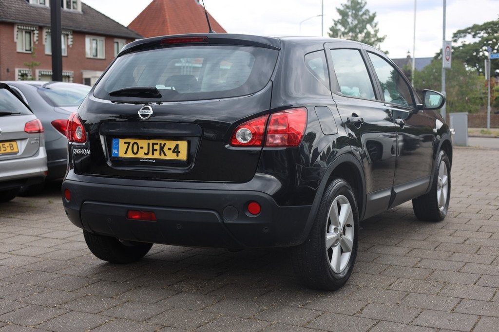 Nissan QASHQAI 1.6 ACENTA | CLIMA | CRUISE | NIEUWE KOPPELIN, Auto's, Nissan, Voorwielaandrijving, 1272 kg, Gebruikt, Zwart