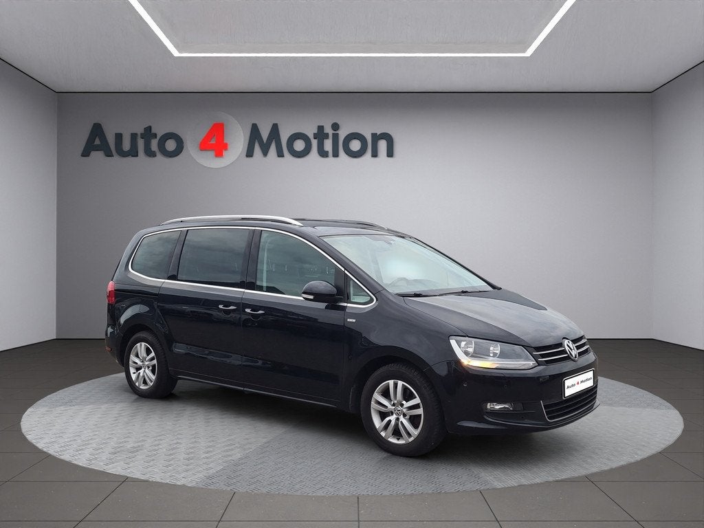 Volkswagen Sharan 1.4TSI Highline 7p Met ECC I NAVIG I STOEL, Voorwielaandrijving, Euro 5, Stof, 4 cilinders