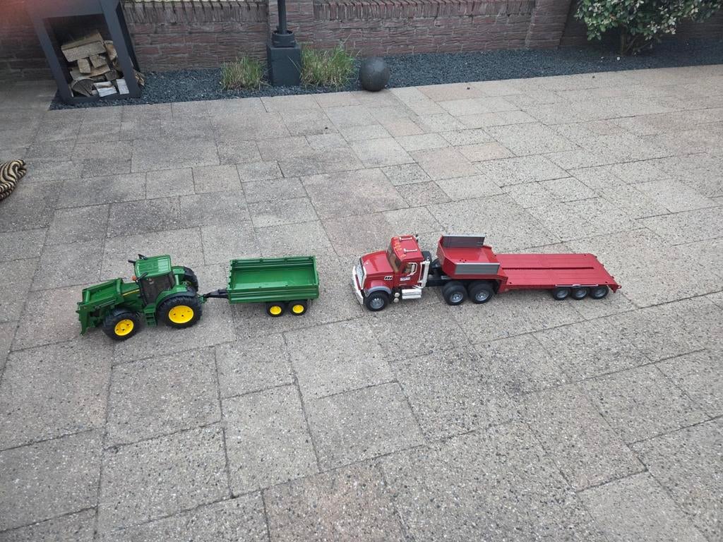 Speelgoed: Tractor met aanhanger en vrachtwagen, Ophalen of Verzenden, Gebruikt